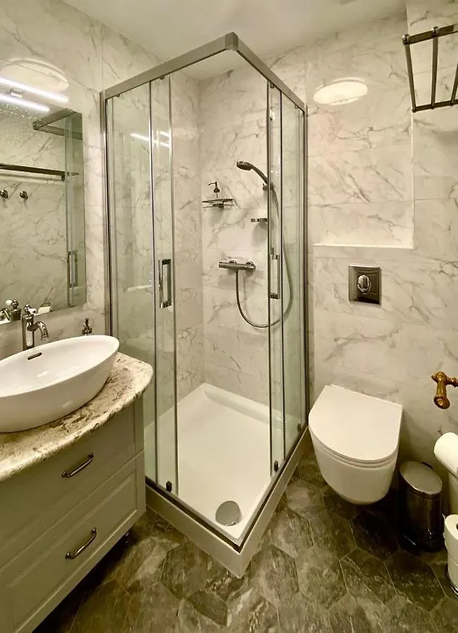 Ars Longa Apartments Ljubljana 0*,